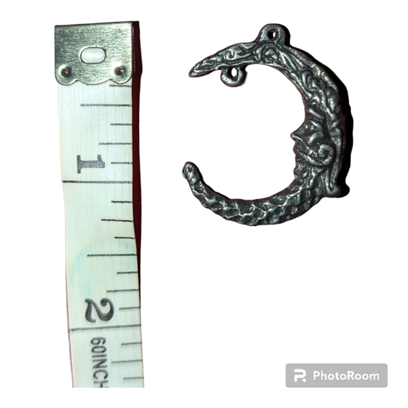 Man In The Moon Pendant - Picture 4 of 4